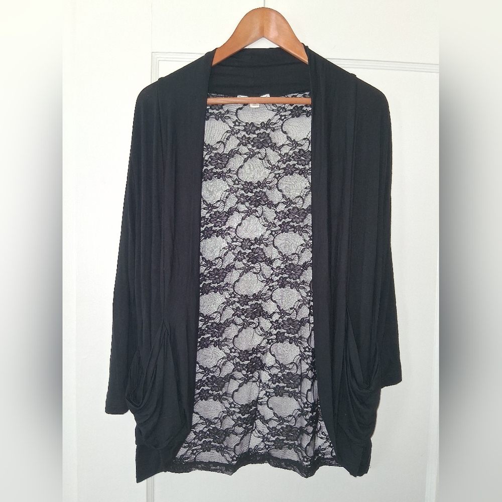 Signature Black Lace‑Back Cardigan | 1X | Open Front | Draped Lightweight Layer